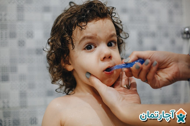 آموزش مسواک زدن به کودکان